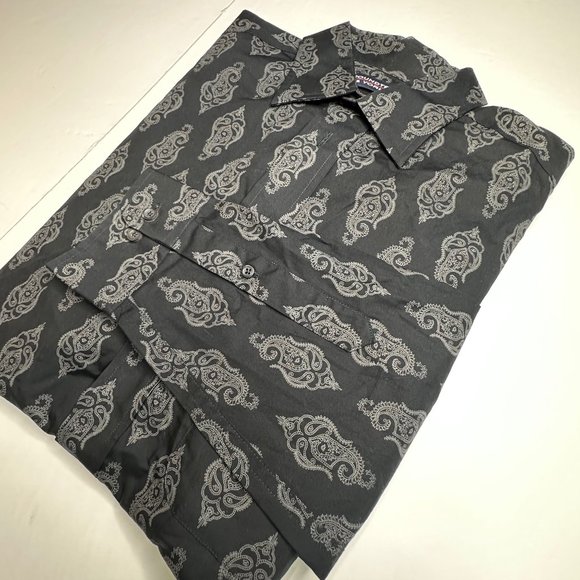 Roundtree and Yorke. Men’s long sleeve button front shirt. Size medium. - Picture 1 of 8